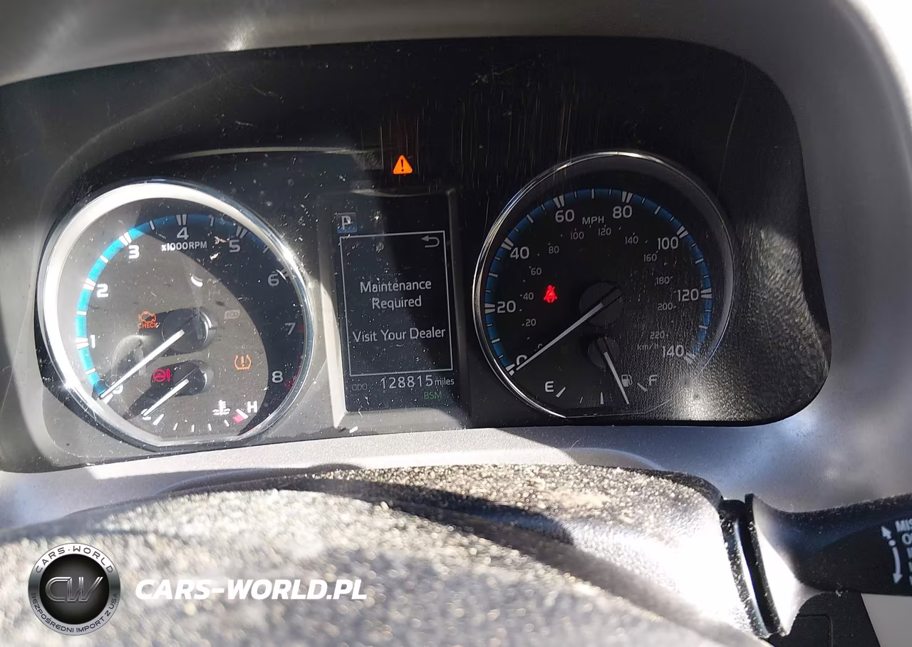 2017 Toyota Rav4 Limited VIN:2T3DFREVXHW667058 - 7