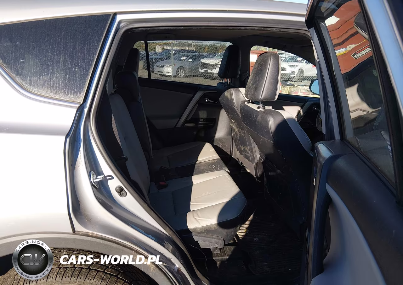 2017 Toyota Rav4 Limited VIN:2T3DFREVXHW667058 - 8