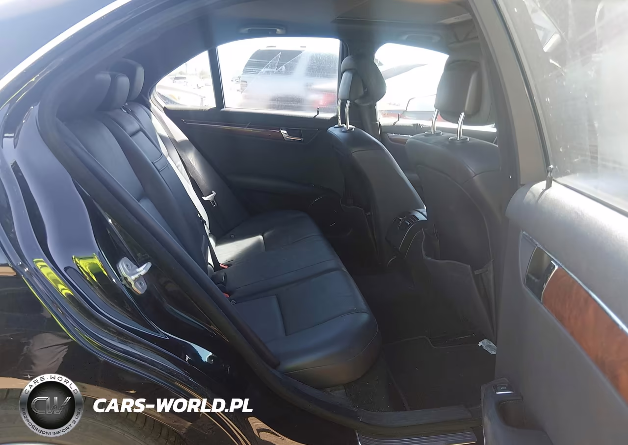 2011 Mercedes-Benz C 300 Sport VIN:WDDGF5EB6BA519562 - 8