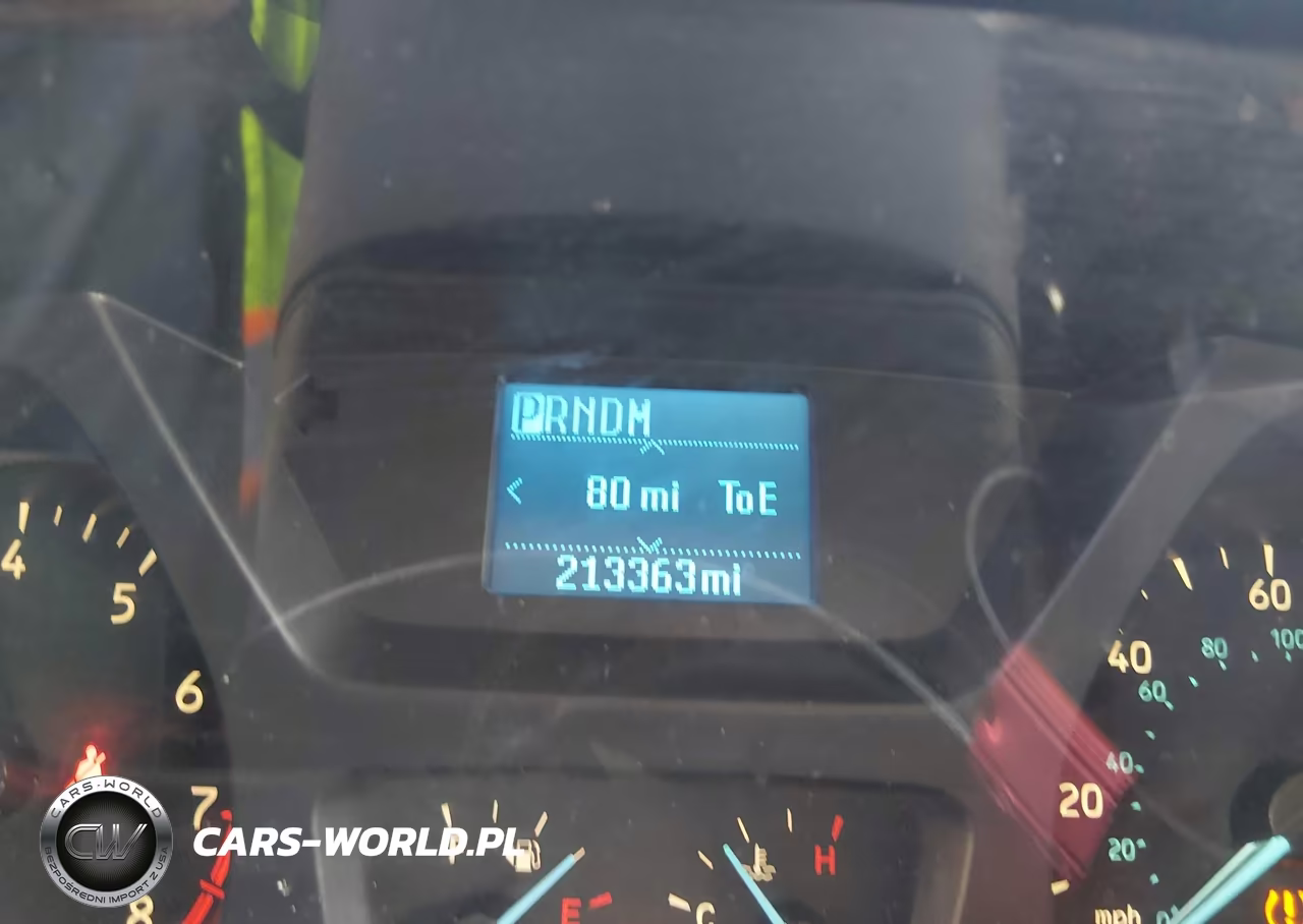 2016 Ford Transit-150 VIN:1FTYE1YM9GKB17978 - 15