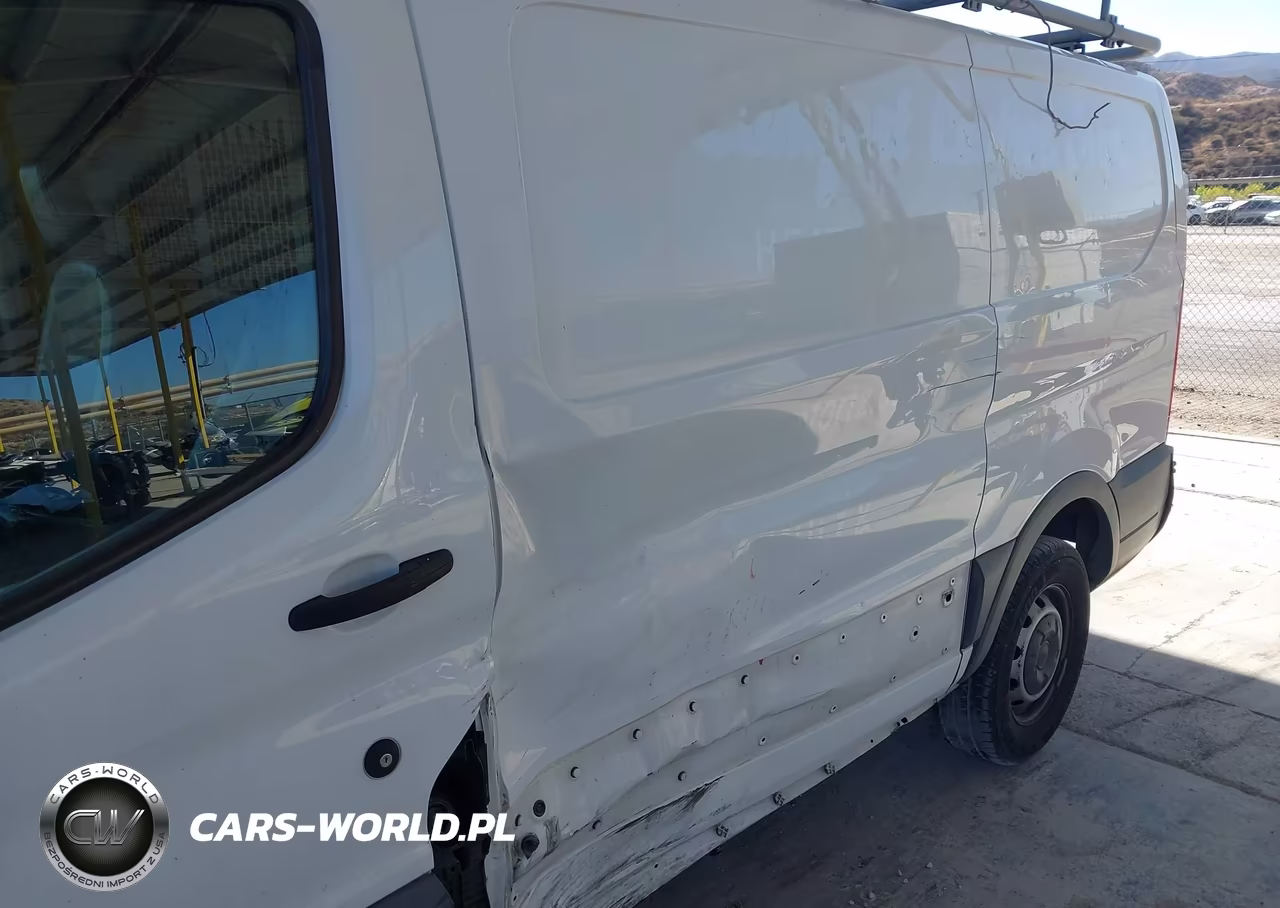 2016 Ford Transit-150 VIN:1FTYE1YM9GKB17978 - 6