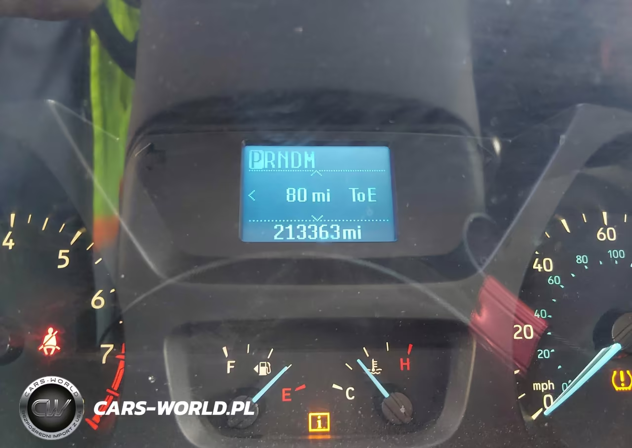 2016 Ford Transit-150 VIN:1FTYE1YM9GKB17978 - 7