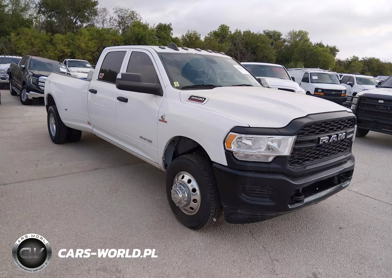 2021 Ram 3500 Tradesman 4X4 8' Box