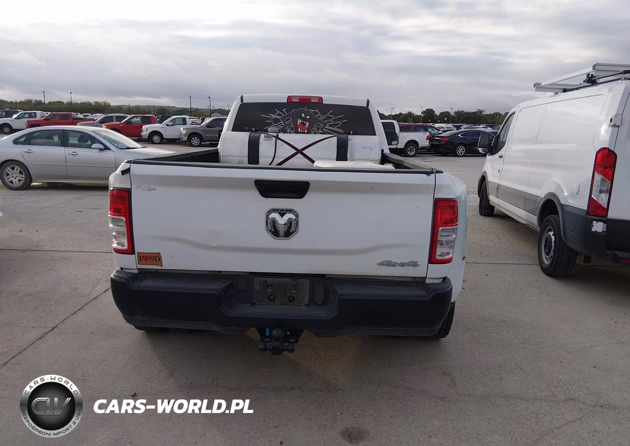 2021 Ram 3500 Tradesman 4X4 8' Box VIN:3C63RRGL2MG672545 - 14