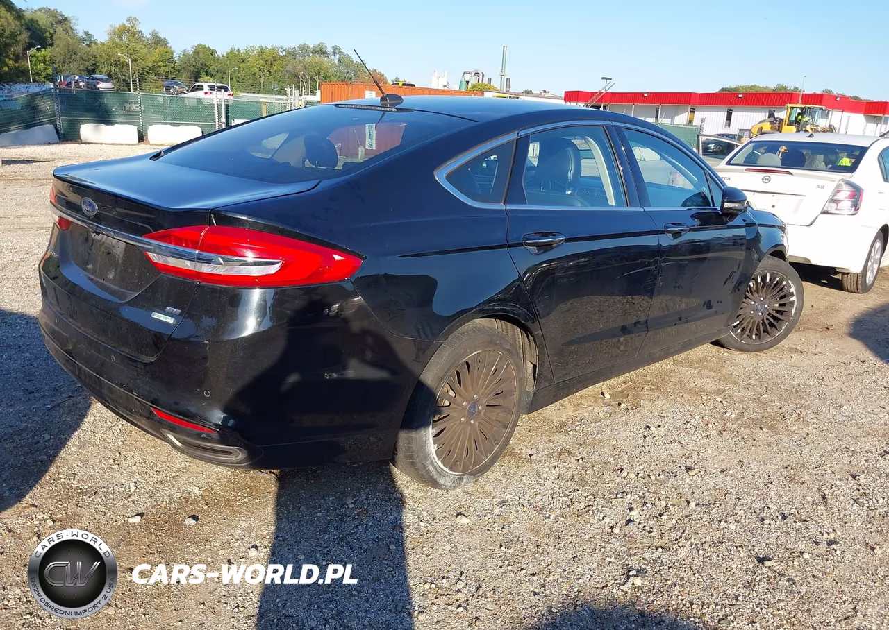 2017 Ford Fusion Se VIN:3FA6P0H94HR332646 - 4