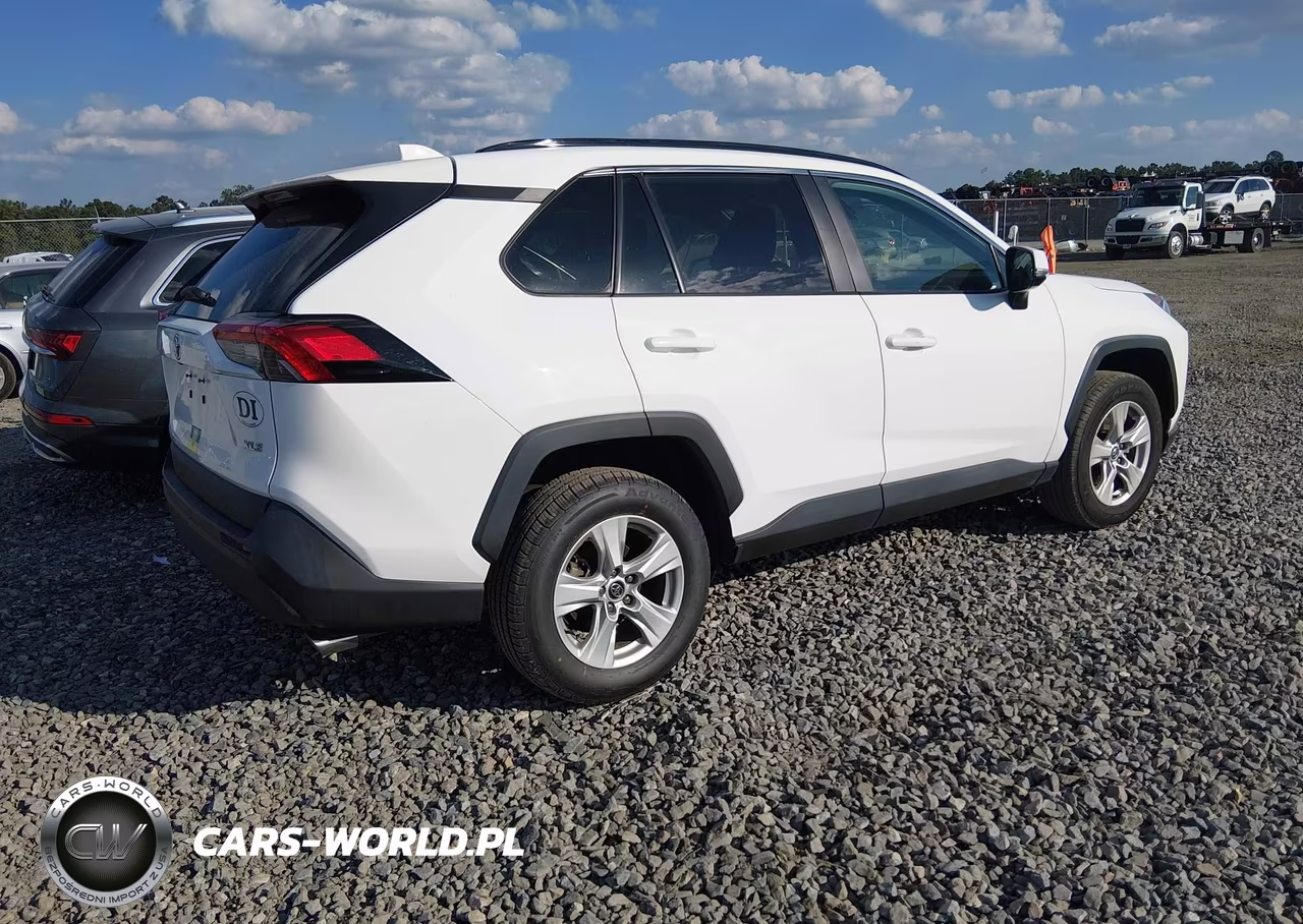 2020 Toyota Rav4 Xle VIN:2T3W1RFV2LC043321 - 4
