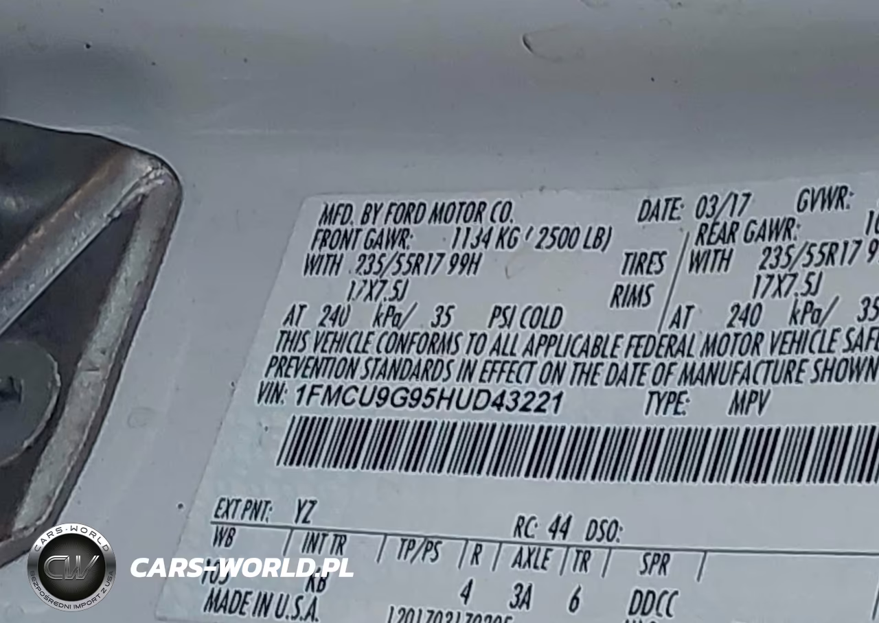 2017 Ford Escape Se VIN:1FMCU9G95HUD43221 - 9