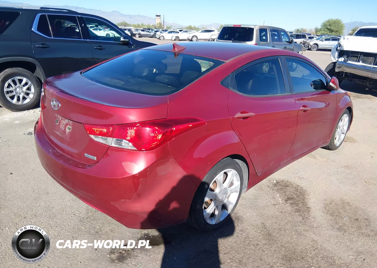 2013 Hyundai Elantra Limited VIN:5NPDH4AE5DH375869 - 4