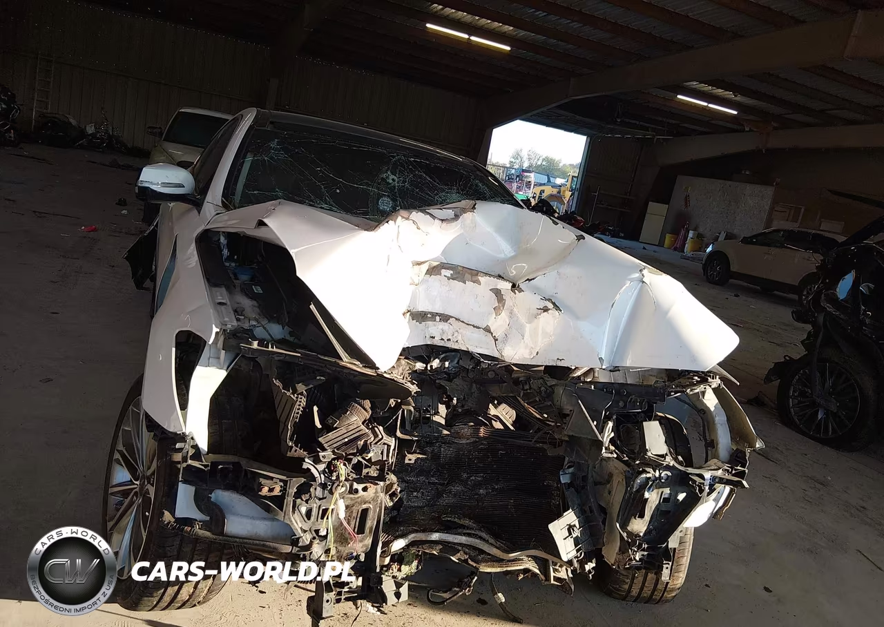 HYUNDAI GENESIS 3. VIN:KMHGN4JE5FU097999 - 12