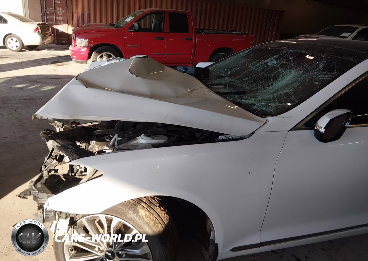 HYUNDAI GENESIS 3. VIN:KMHGN4JE5FU097999 - 6