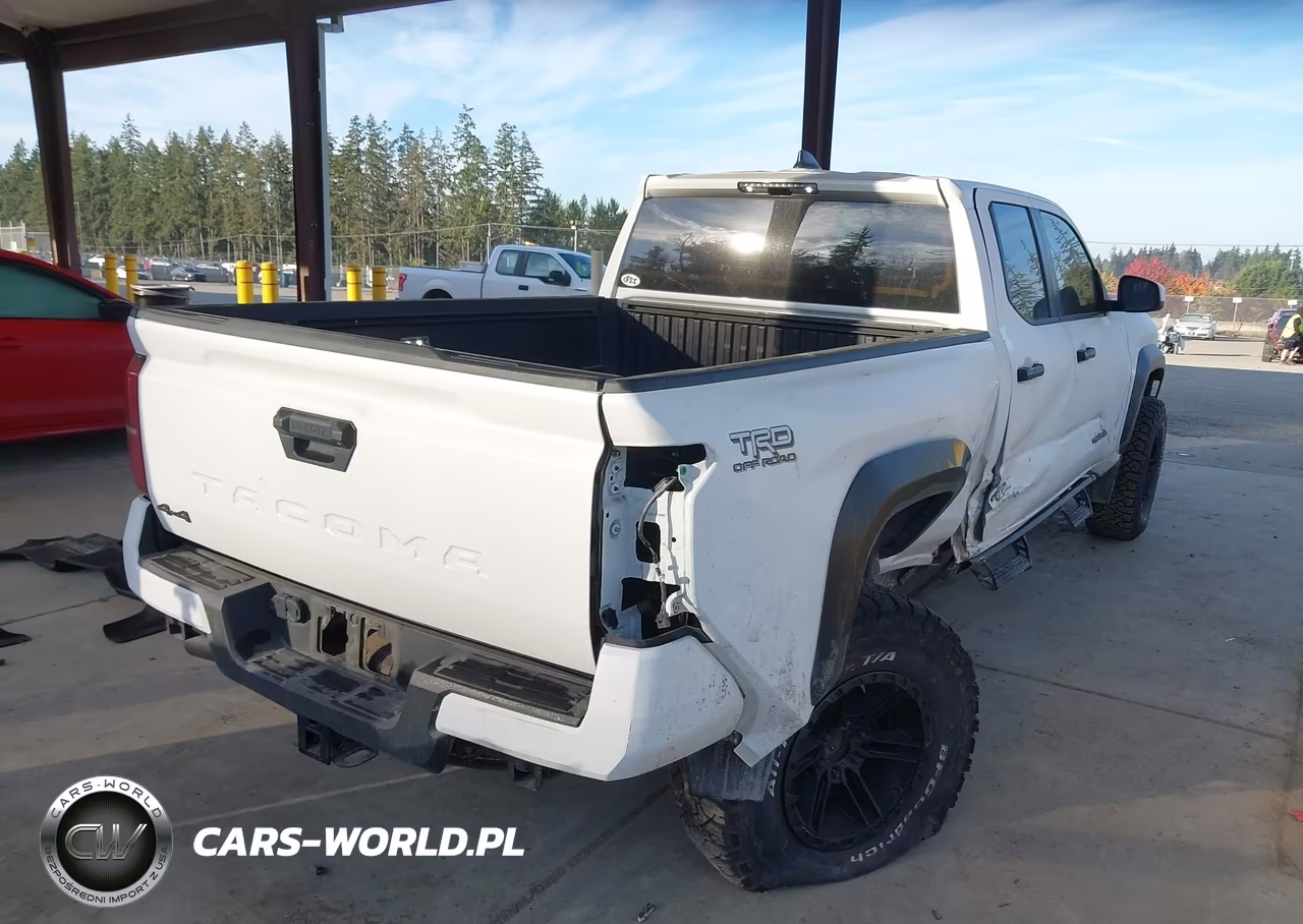 2024 Toyota Tacoma Trd Off Road VIN:3TMLB5JN0RM038823 - 4
