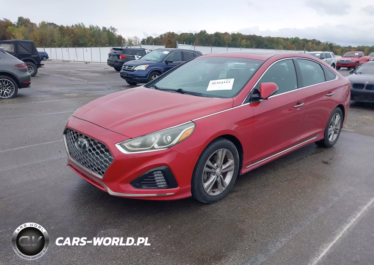 2018 Hyundai Sonata Sport VIN:5NPE34AF4JH633452 - 2