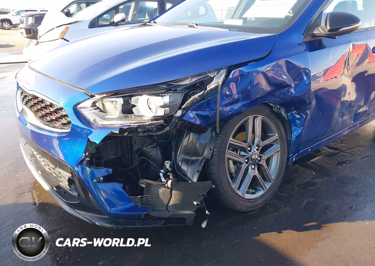 2020 Kia Forte Gt-Line VIN:3KPF34AD4LE153776 - 6