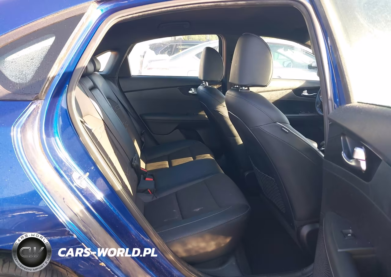 2020 Kia Forte Gt-Line VIN:3KPF34AD4LE153776 - 8