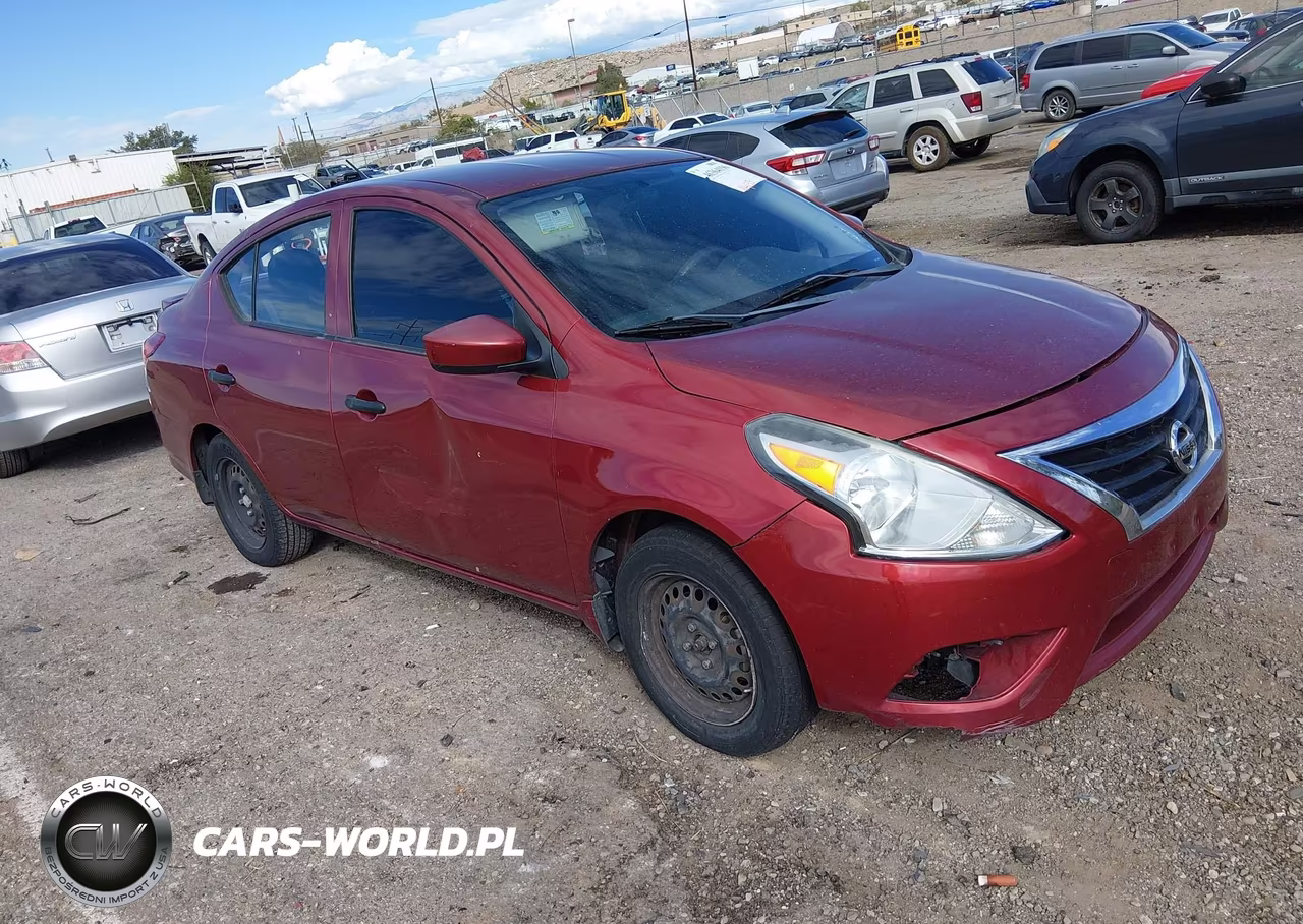 2016 Nissan Versa 1.6 S+ – zdjęcie 1 z 13