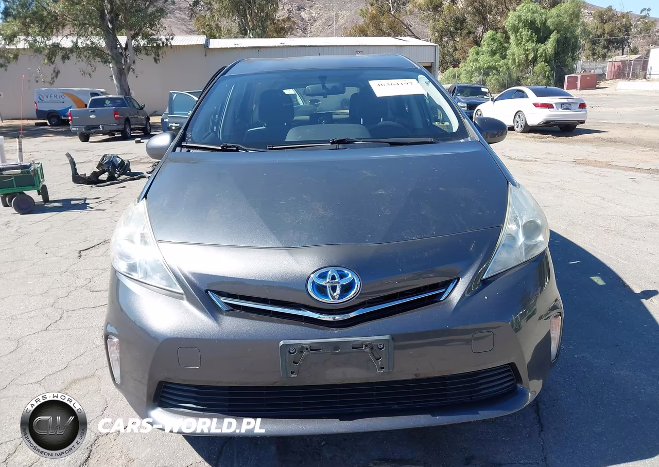 2013 Toyota Prius V Three VIN:JTDZN3EU8D3278963 - 12