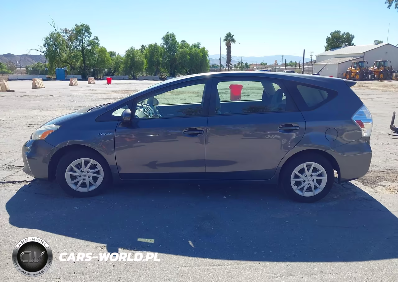 2013 Toyota Prius V Three VIN:JTDZN3EU8D3278963 - 14