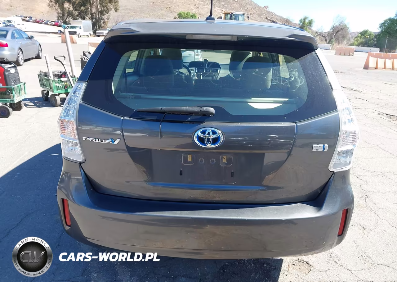 2013 Toyota Prius V Three VIN:JTDZN3EU8D3278963 - 16