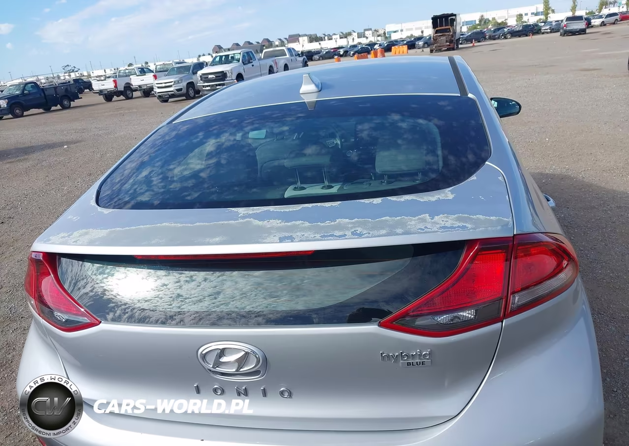 2021 Hyundai Ioniq Hybrid Blue VIN:KMHC65LC5MU247474 - 16