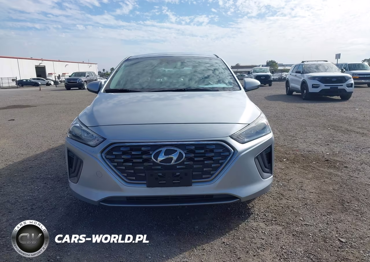 2021 Hyundai Ioniq Hybrid Blue VIN:KMHC65LC5MU247474 - 18