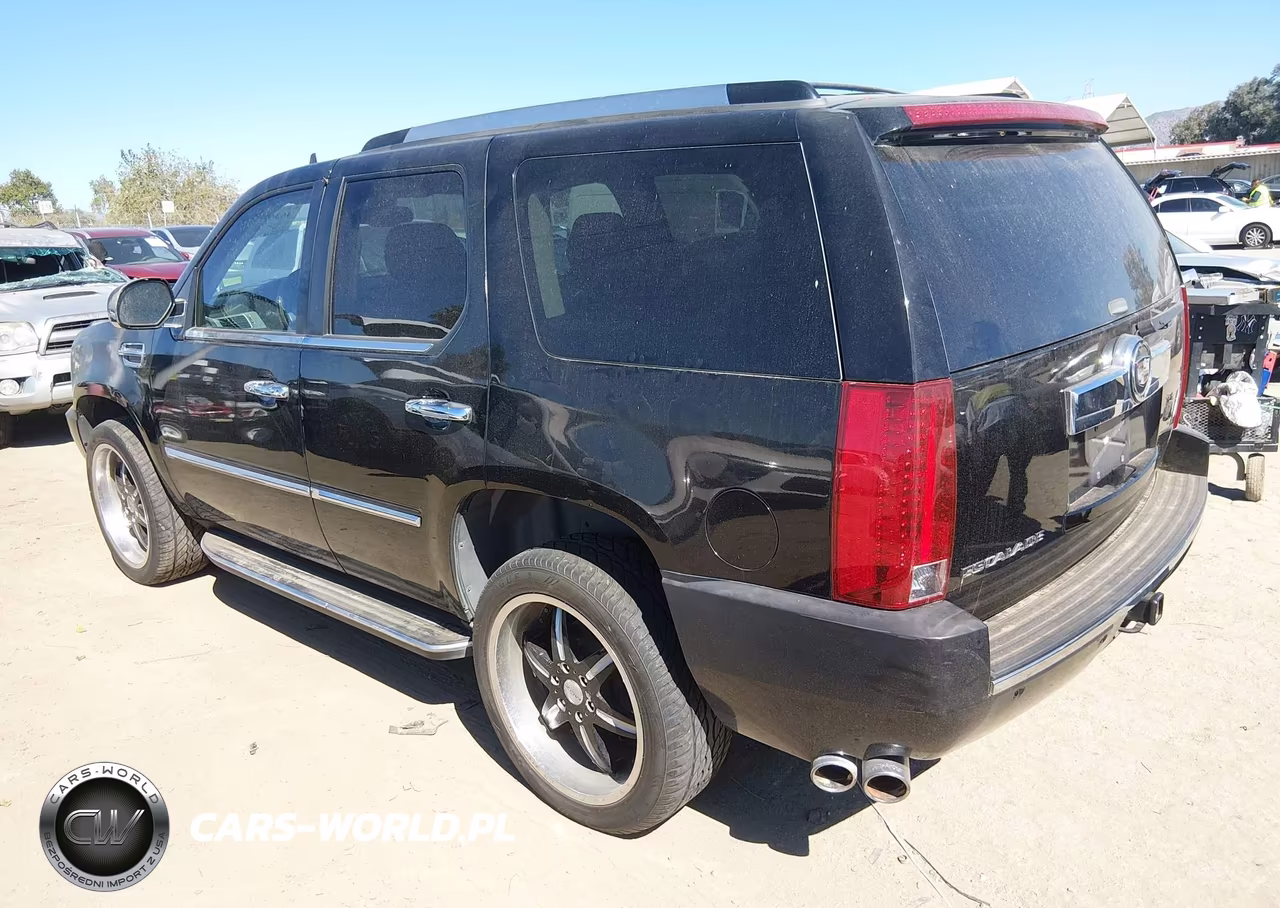 2007 Cadillac Escalade Standard VIN:1GYFK63807R228900 - 3