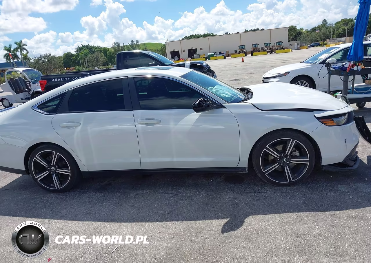 2024 Honda Accord Hybrid Sport VIN:1HGCY2F52RA004662 - 13