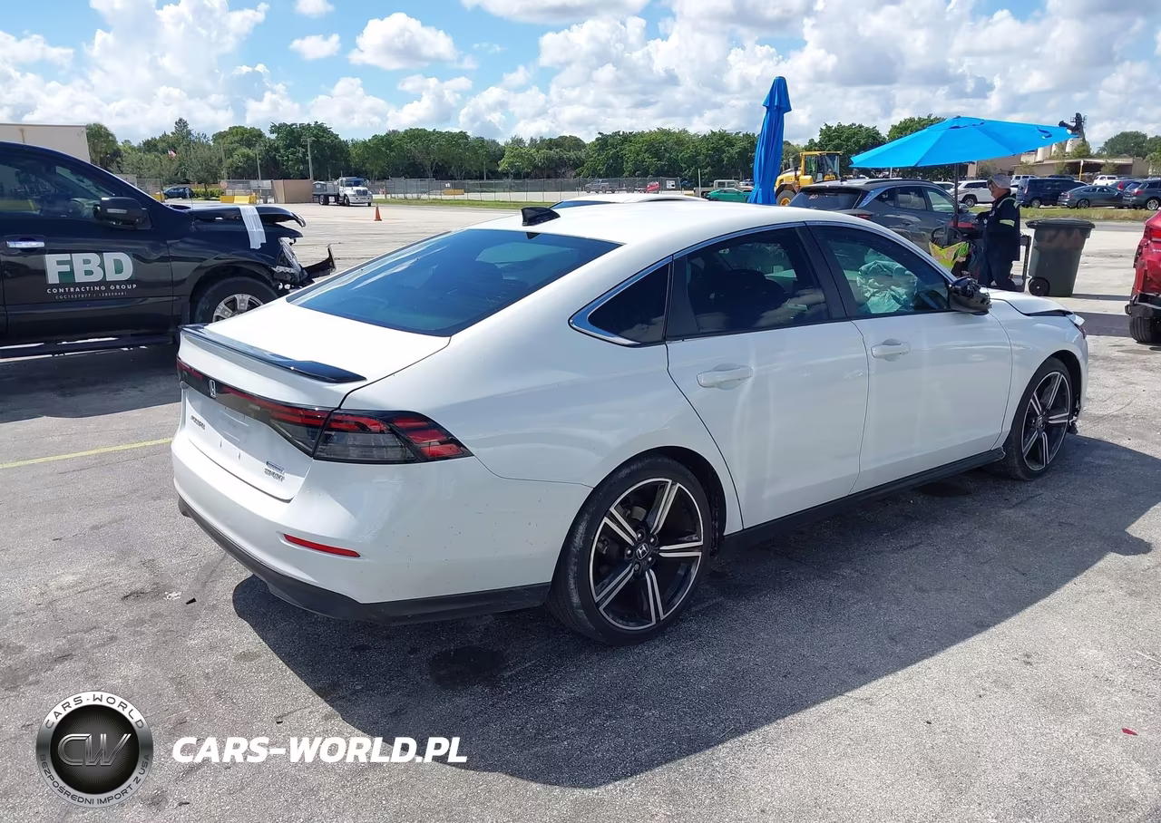 2024 Honda Accord Hybrid Sport VIN:1HGCY2F52RA004662 - 4
