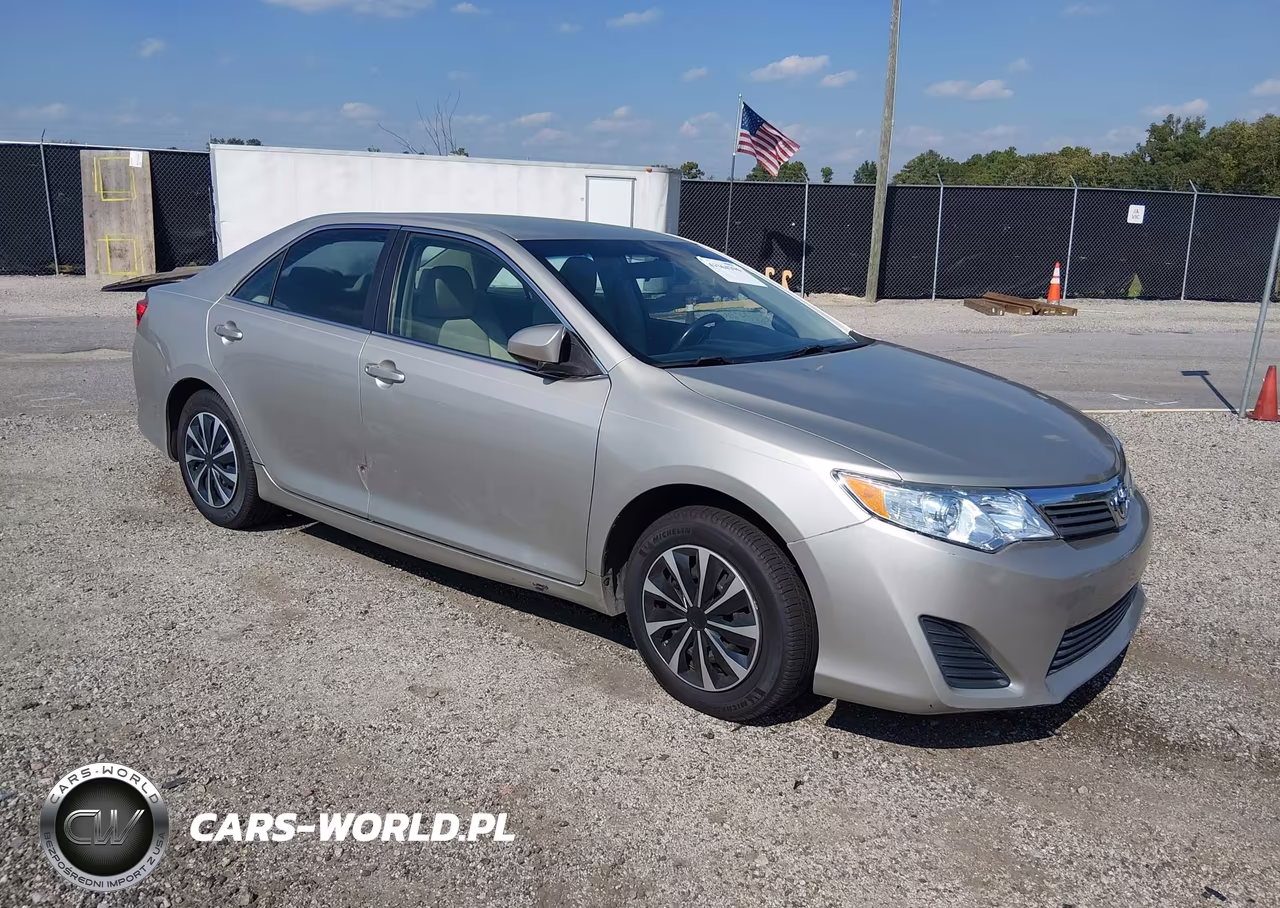 2014 Toyota Camry L VIN:4T1BF1FK6EU818575 - 1