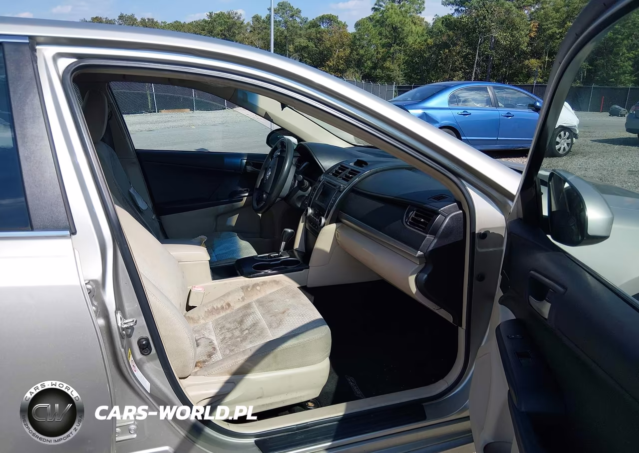 2014 Toyota Camry L VIN:4T1BF1FK6EU818575 - 5