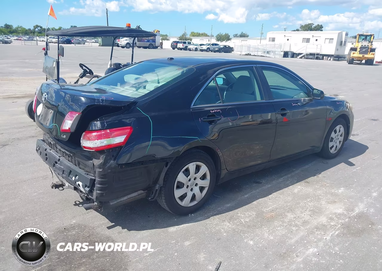 2010 Toyota Camry Le VIN:4T1BF3EK4AU053101 - 4