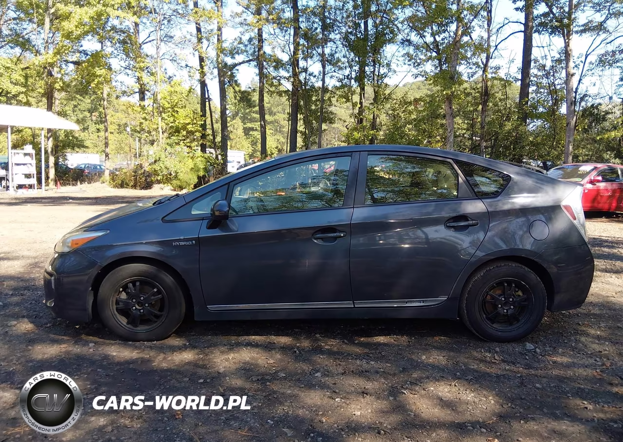 2012 Toyota Prius Three VIN:JTDKN3DU4C1545691 - 14