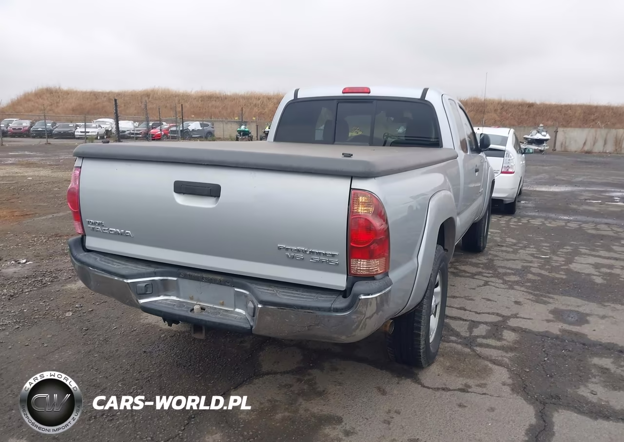 2005 Toyota Tacoma Prerunner V6 VIN:5TETU62N35Z106348 - 4