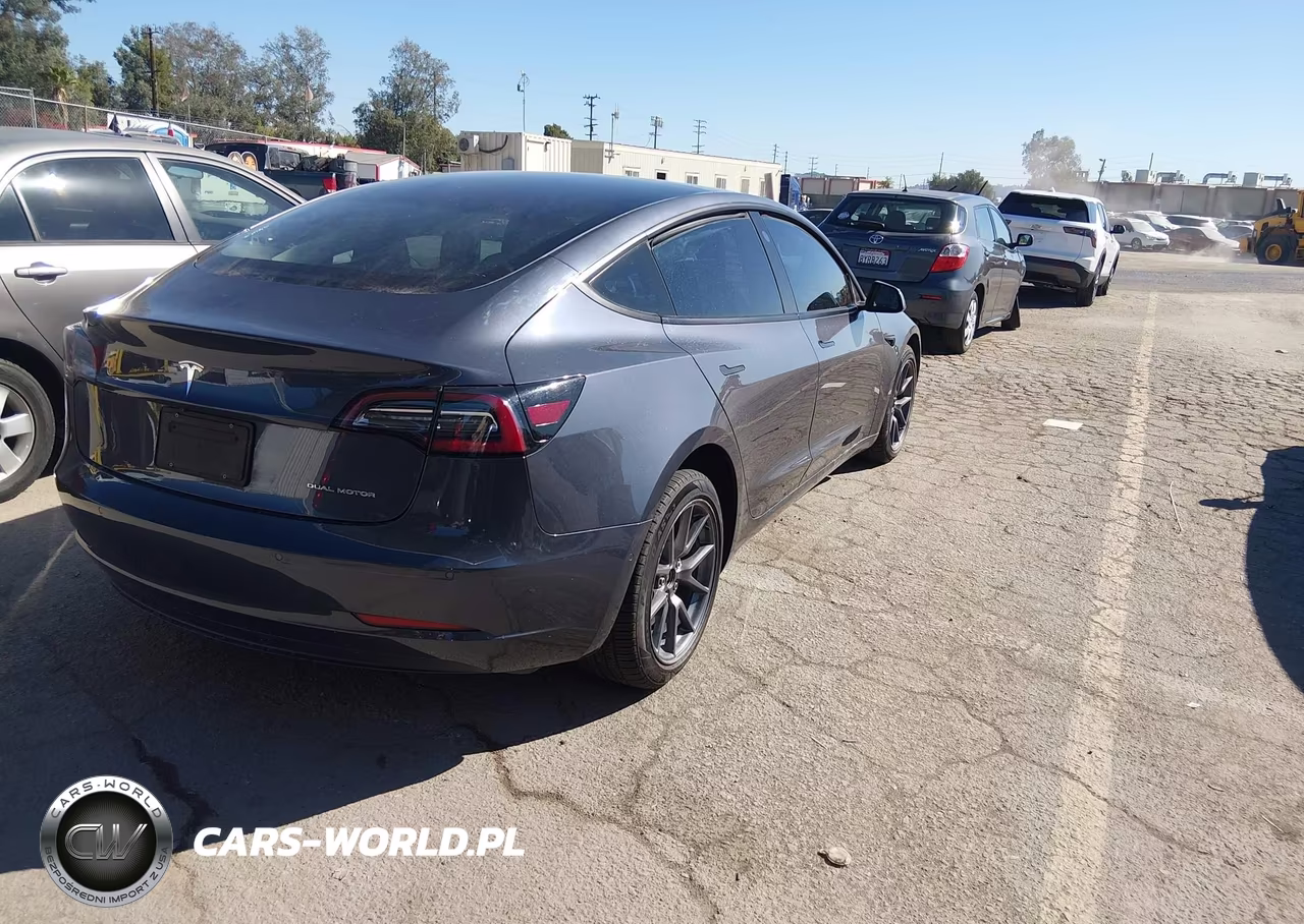 2021 Tesla Model 3 Long Range Dual Motor All-Wheel Drive VIN:5YJ3E1EBXMF874670 - 4