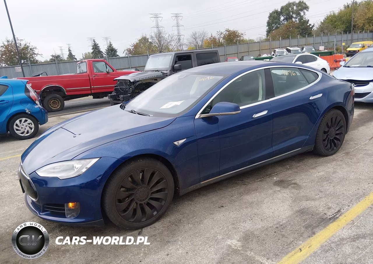 2015 Tesla Model S 60-70-85 VIN:5YJSA1E17FF114438 - 2