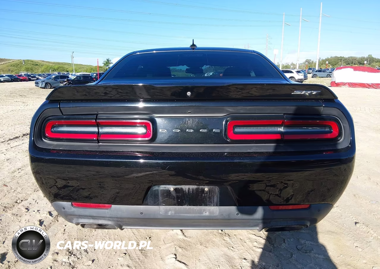 2015 Dodge Challenger Srt 392 VIN:2C3CDZDJ7FH910357 - 16