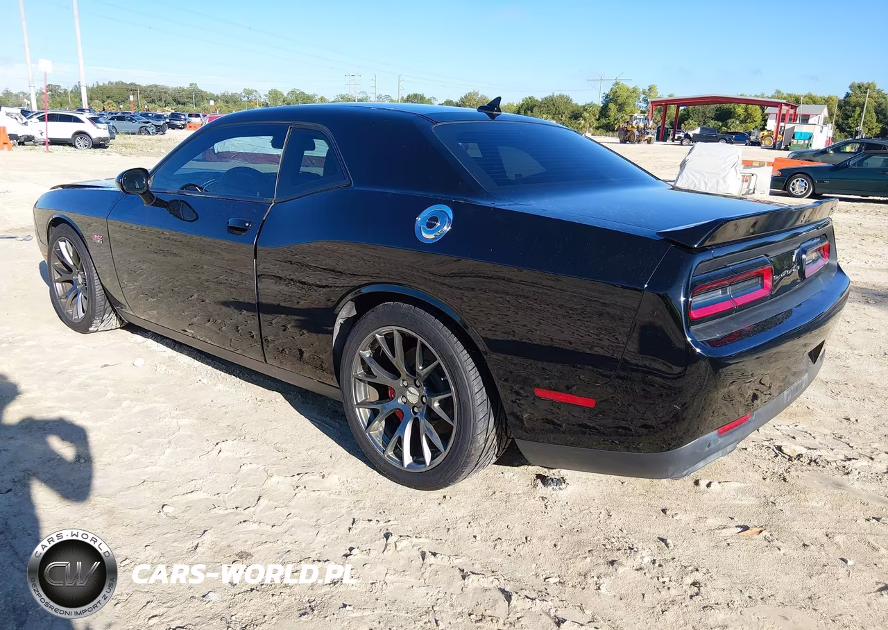 2015 Dodge Challenger Srt 392 VIN:2C3CDZDJ7FH910357 - 3