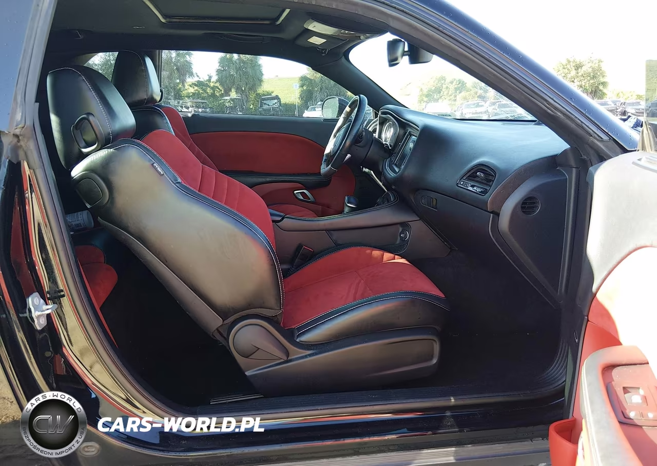 2015 Dodge Challenger Srt 392 VIN:2C3CDZDJ7FH910357 - 5