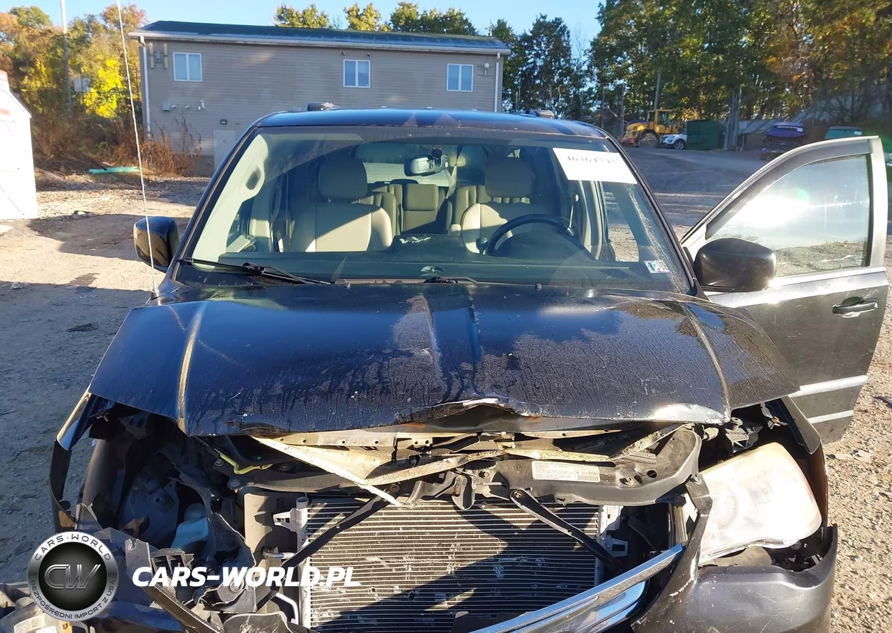 2013 Chrysler Town & Country Touring VIN:2C4RC1BG2DR503362 - 10