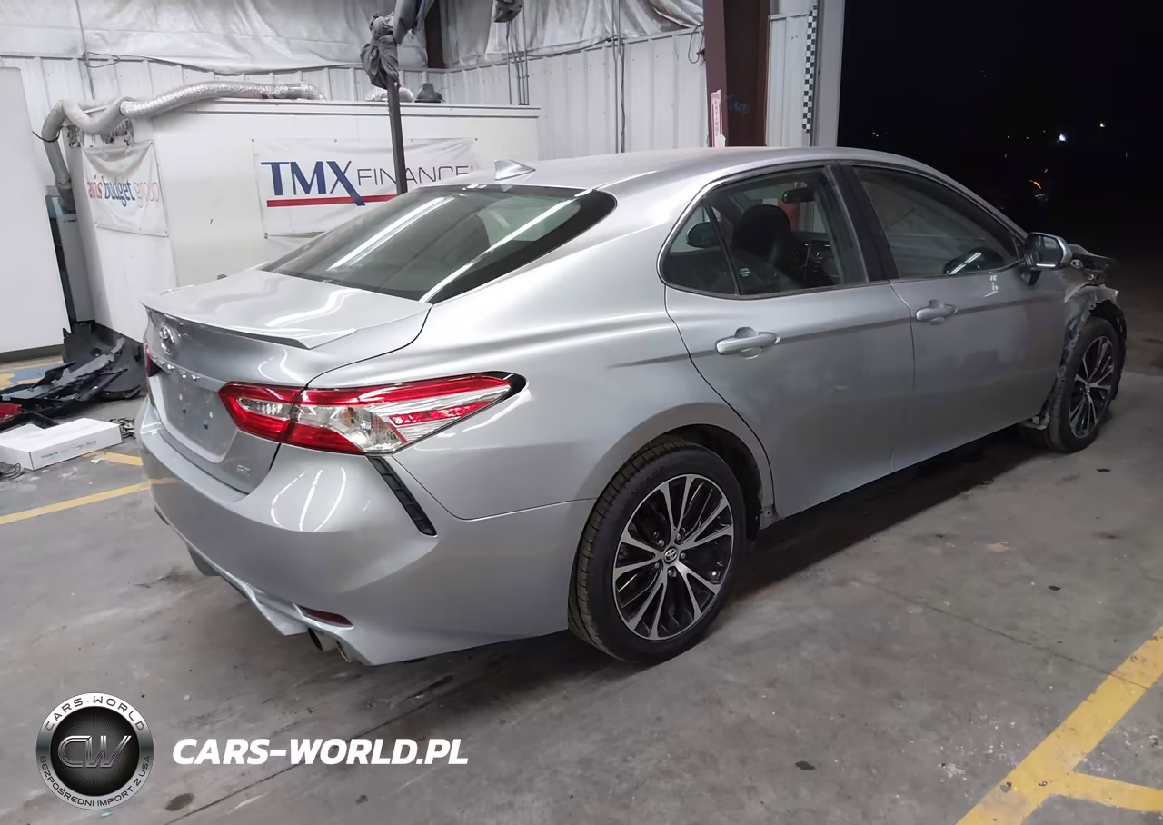 2020 Toyota Camry Se VIN:4T1G11AK8LU942291 - 4