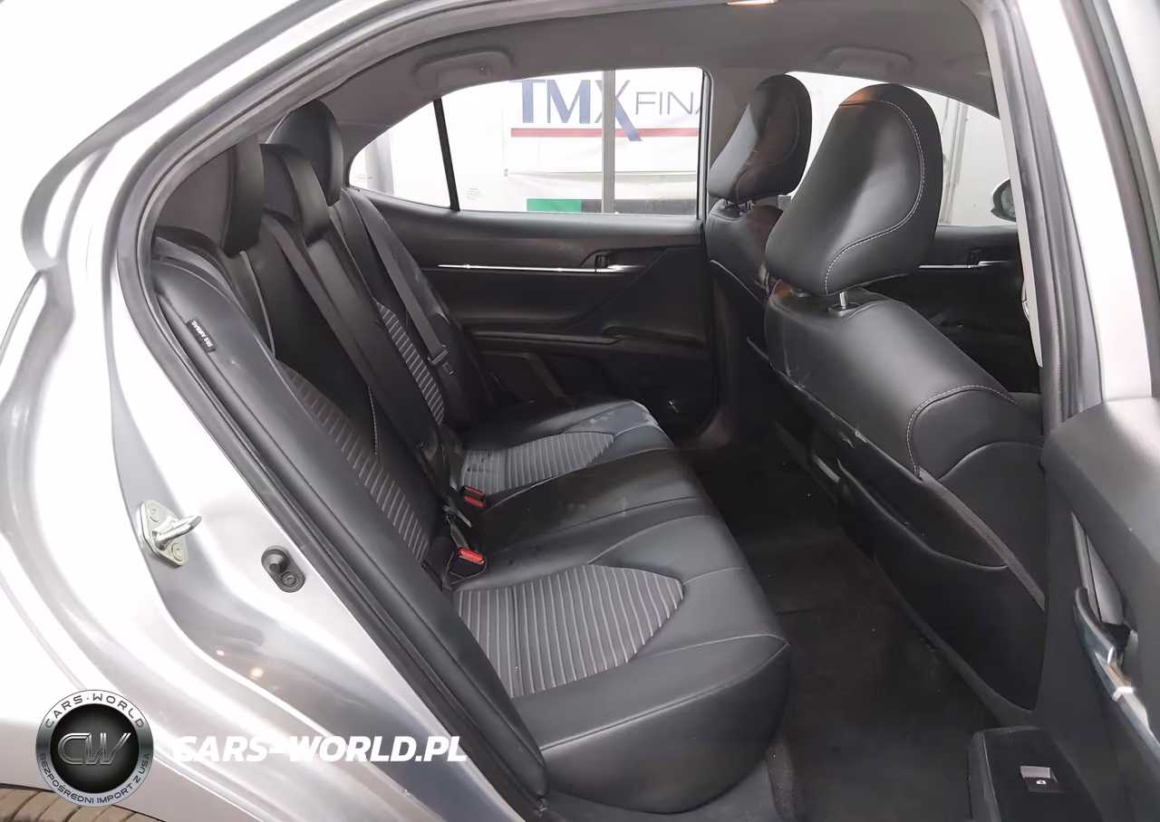 2020 Toyota Camry Se VIN:4T1G11AK8LU942291 - 8