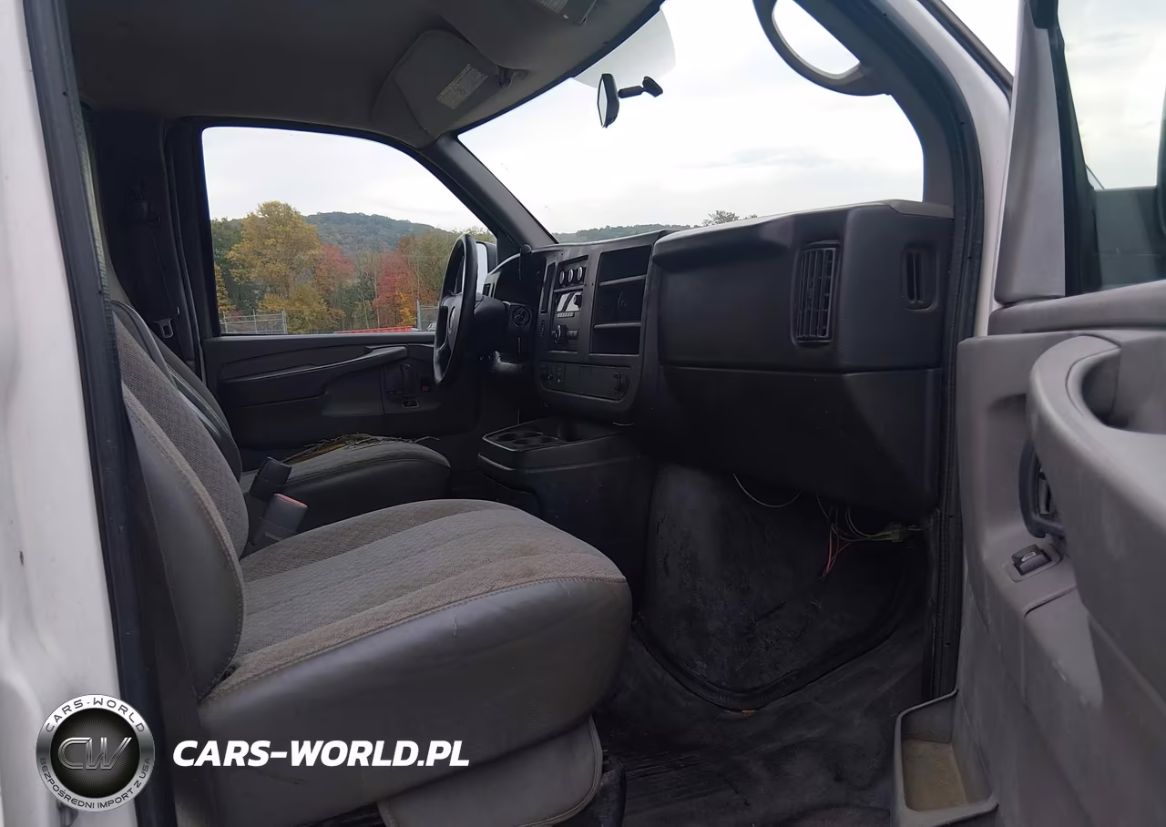 2014 GMC Savana 2500 Work Van VIN:1GTW7FCA8E1904158 - 5