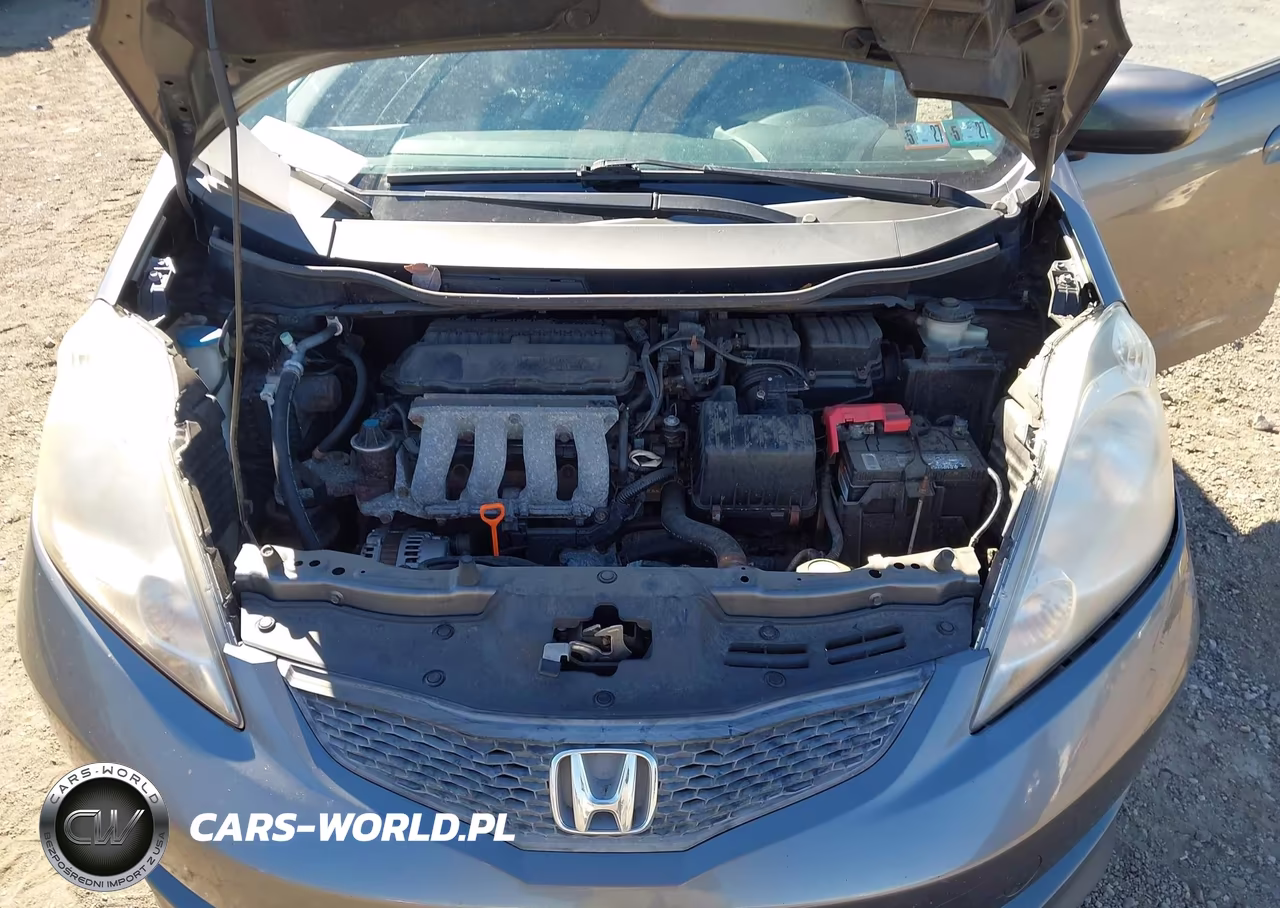 2011 Honda Fit Sport VIN:JHMGE8H56BC008067 - 10