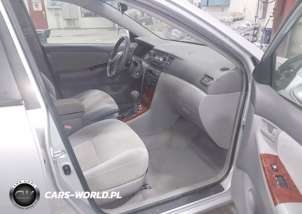 2007 Toyota Corolla Le VIN:1NXBR32E17Z825519 - 5