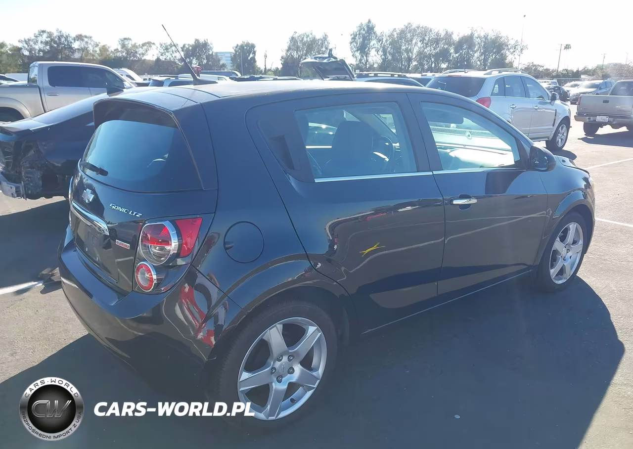 2014 Chevrolet Sonic Ltz Auto VIN:1G1JE6SB8E4230935 - 4