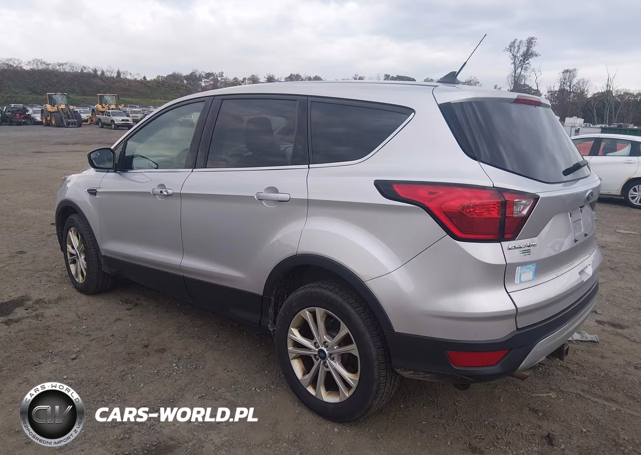 2019 Ford Escape Se VIN:1FMCU9GD2KUB80541 - 3