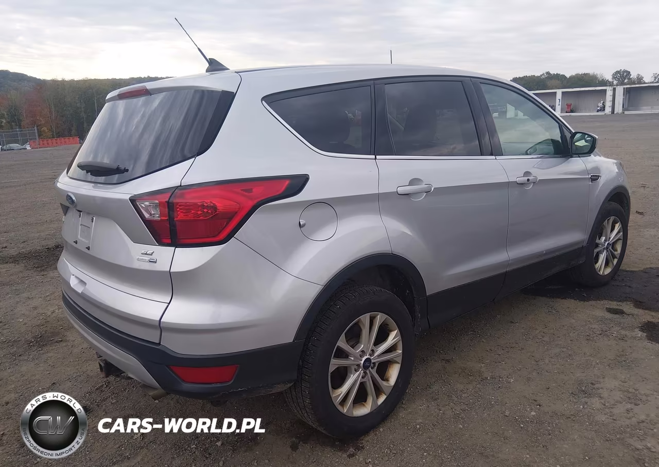 2019 Ford Escape Se VIN:1FMCU9GD2KUB80541 - 4