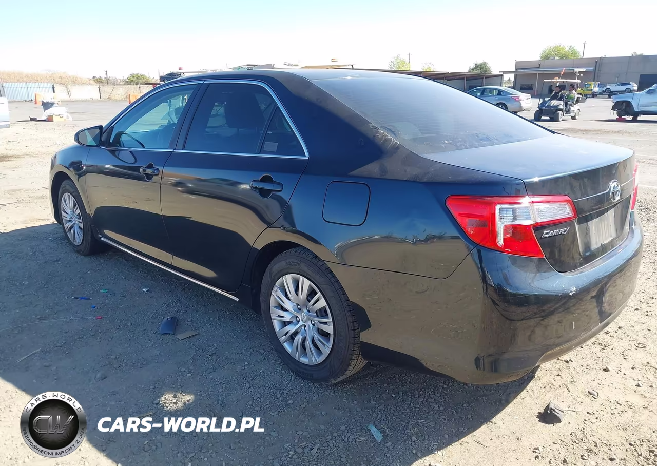 2012 Toyota Camry Le VIN:4T1BF1FK0CU005813 - 3