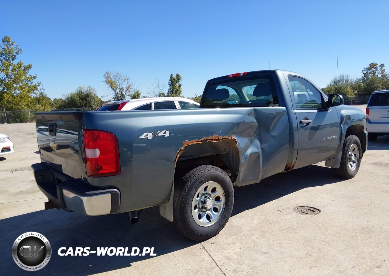 2011 Chevrolet Silverado 1500 Work Truck VIN:1GCNKPE01BF174449 - 4