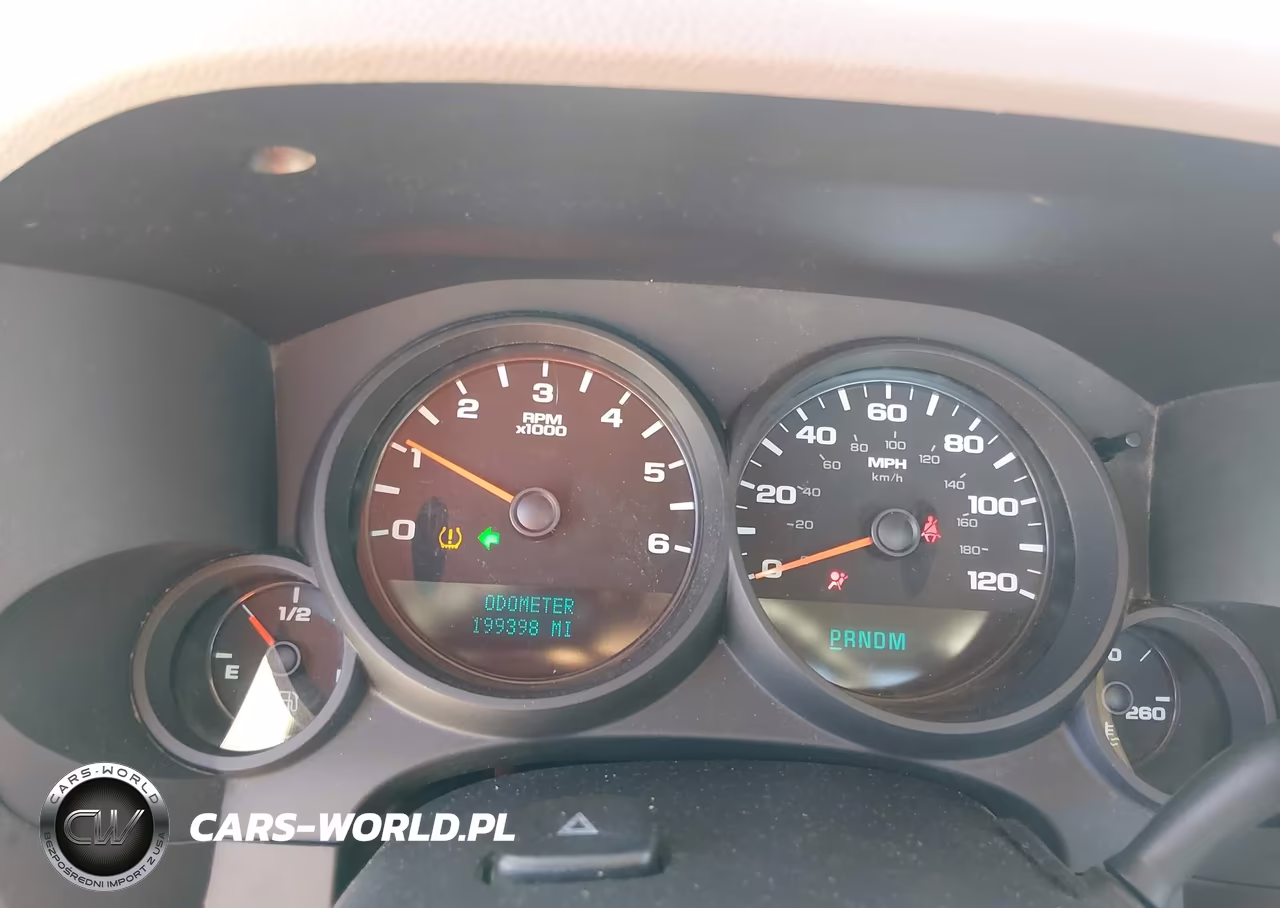 2011 Chevrolet Silverado 1500 Work Truck VIN:1GCNKPE01BF174449 - 7