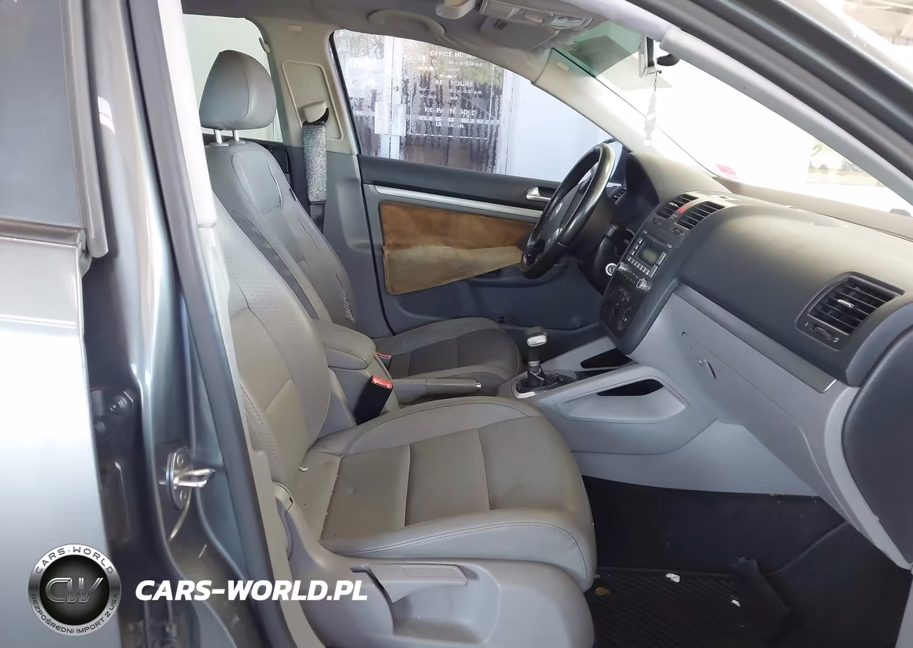 2008 Volkswagen Jetta Wolfsburg Edition VIN:3VWRJ71K48M138210 - 5